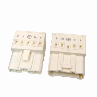 White 450V 16A LED Light Connectors with 15mm Center Space