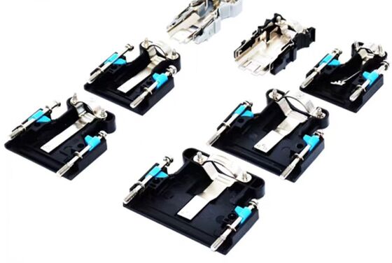 Servo SCSI Connector with 1000V Voltage Rating for Industrial Automation Featuring 6PIN and 7PIN Insulation Resistance