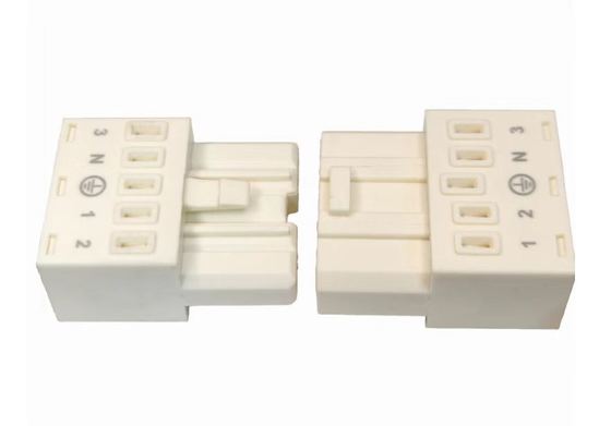 Conector de luz LED 5PIN 7PIN 450V 16A Inserción Blanca